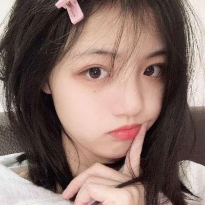 圆月迷离花